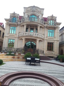 Bakıda Super villa ev satılır Nizami r. Klassik bina, -2
