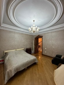 Bakıda Super villa ev satılır Nizami r. Klassik bina, -14