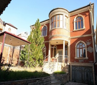 satilir-5-otaq-heyet-evi-baki-xetai-haslanov-1-s