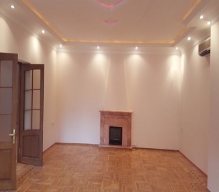 Teymur Əliyev prospektinin girişində ev villa almaq, -4