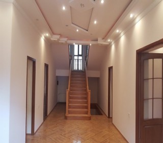Teymur Əliyev prospektinin girişində ev villa almaq, -6