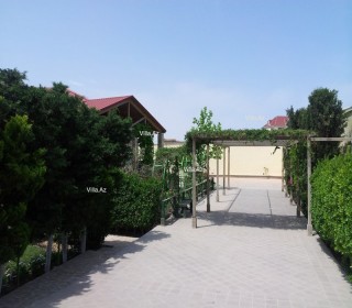 Azərbaycan qadını küçəsində Yolu keçdin Çimərlik olan bağ evi satılır, -7