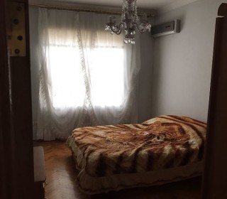 Elimler Akademiyasi metrosu Huseyn Cavid Praspektinde ev villa, -9