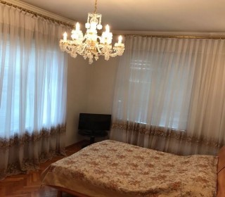 Elimler Akademiyasi metrosu Huseyn Cavid Praspektinde ev villa, -11