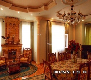 Bakida Atatürk prospektinde 3 mertebeli 7 otaqli villa satilir, -19
