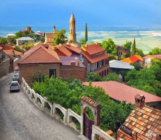 Gürcüstan Kaxetiyada mənzərəli kotteclər satılır. Məhdud sayda dəbdəbəli villalar, -5
