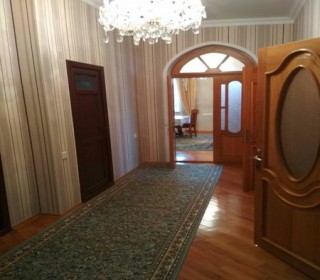 Sumqayitda satilan evler 16-cı Mikrorayonda, -7