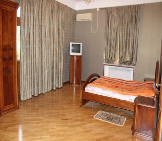 vorovski daxili qosun terefde ev / villa almaq, -14