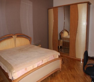 vorovski daxili qosun terefde ev / villa almaq, -18