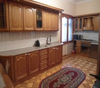 Ev villa almaq Bakı Gənclik metrosu terefde 3655, -3