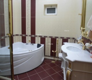 Ev villa almaq Bakı Gənclik metrosu terefde 3655, -15