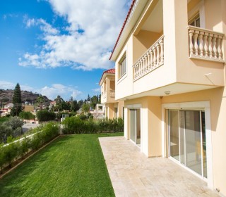 kiprde villa almaq, -3