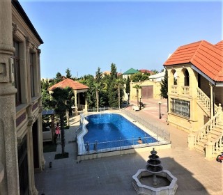 Bilgəh qəsəbəsində «Sea breeze» istirahət mərkəzinin yaxınlığında dənizə 300 m məsafədə villa, -16