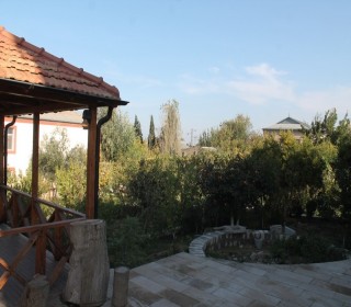Novxanıda hovuzlu besedkali bag evi satilir, -3