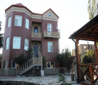Novxanıda hovuzlu besedkali bag evi satilir, -15