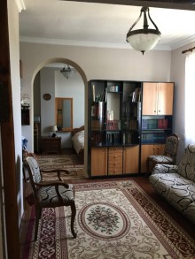 Nardaran qesebesinde Sea Breeze yaxinliginda 7 otaqli villa ev, -9