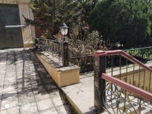 Hazi Aslanovda deniz menzereli hovuzlu villa satilir, -4