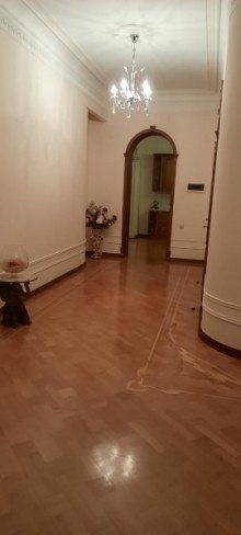 Satılır Villa, Xətai.r, H.Aslanov, Həzi Aslanov.m-9