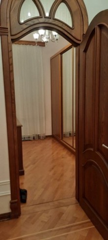 Satılır Villa, Xətai.r, H.Aslanov, Həzi Aslanov.m-12
