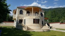 Qəbələ şəhərində dağ və meşə mənzərəli bağ evi satılır, -2