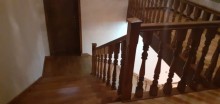 Qəbələ şəhərində dağ və meşə mənzərəli bağ evi satılır, -11