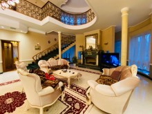 Mərdəkan Qoşa Qala tərəfdə möhtəşəm villa satılır, -13