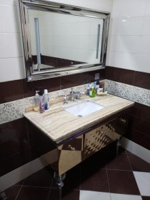 Sulutepede ev Cicek qesebesinde, -7