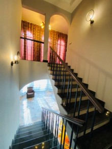 Satılır 4 otaqlı həyət evi / bağ evi 225 sq m, Mərdəkan q., -17