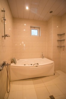 qaracuxurda heyet evi satilir, -18