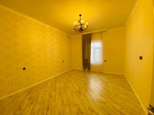Merdekan qesebesinde Bravo market ətrafında 7 sot torpaq sahesinde insa edilmiş 2 mertebeli villa, -17