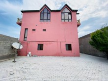 Mərdəkanda yazın gəlişi hiss olunan həyət evi, -2