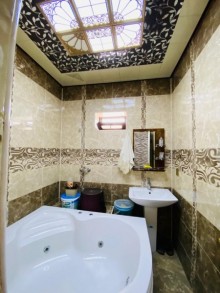 Mərdəkanda yazın gəlişi hiss olunan həyət evi, -8