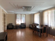 Bilgəh villa Mir Cəlal küçəsində 3 mərtəbəli, -12