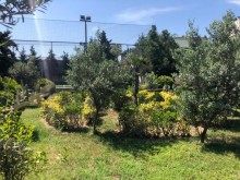 Bilgəh villa Mir Cəlal küçəsində 3 mərtəbəli, -20