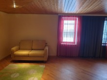 Merdekanda arzu yaxinliginda 14 sot torpaq sahesinde 3 mertebeli şəxsi ev satilir., -5