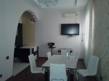 suvalanda denize yaxin 1-ci sirada bag evi, -7