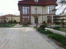 suvalanda denize yaxin 1-ci sirada bag evi, -19