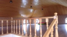 Azadliq metrosu terefde heyder park terefde heyet evi satilir, -13