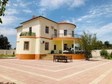 Mərdəkanda Şanı otel yaxınlığında bağ evi satılır , -4