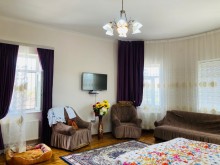 Mərdəkanda Şanı otel yaxınlığında bağ evi satılır , -8