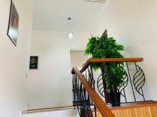 Mərdəkanda Şanı otel yaxınlığında bağ evi satılır , -13