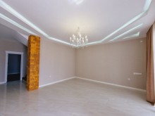 Buzovna Mərdəkan yolunda Dükan restoranı yaxınlığında 2 mərtəbəli villa satılır, -3