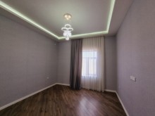 Buzovna Mərdəkan yolunda Dükan restoranı yaxınlığında 2 mərtəbəli villa satılır, -13