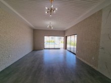 Buzovna Mərdəkan yolunda Dükan restoranı yaxınlığında 2 mərtəbəli villa satılır, -18