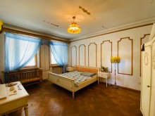 Sahanda kohne bag evi satilir 32 sot topraq sahesinde, -16