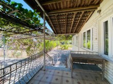 Sahanda kohne bag evi satilir 32 sot topraq sahesinde, -17