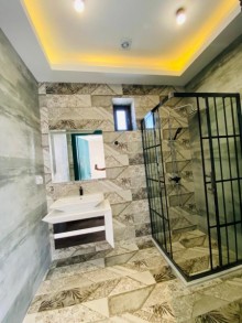 merdekan villalar diyarı kimi tanınır ,  bu diyarın daha bir "sakinini" təqdim edirik, -19