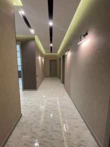 Mərdəkanda qapalı qorunun ərazidə modern villa satışı, -5