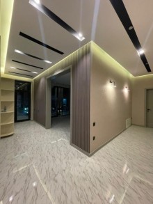 Mərdəkanda qapalı qorunun ərazidə modern villa satışı, -12