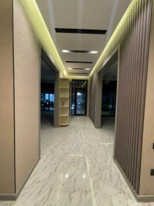 Mərdəkanda qapalı qorunun ərazidə modern villa satışı, -16